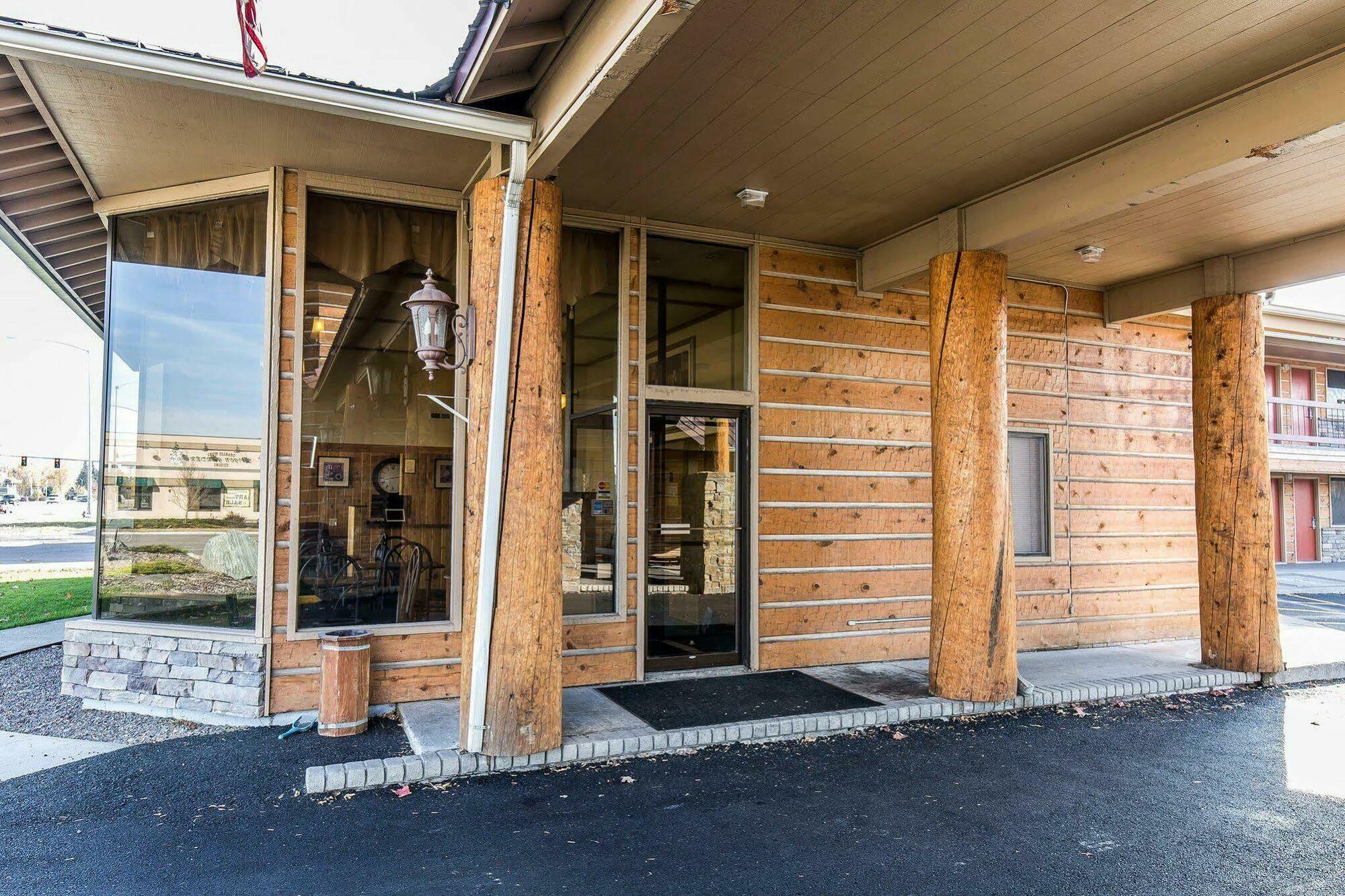 Econo Lodge Inn & Suites Kalispell - Glacier National Park Gateway Luaran gambar